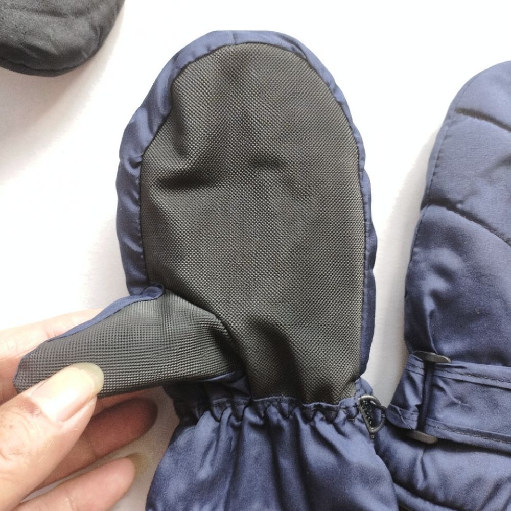Für Kinder: Thermische Skihand – Snow Glove Insulated Bewertung und Preis